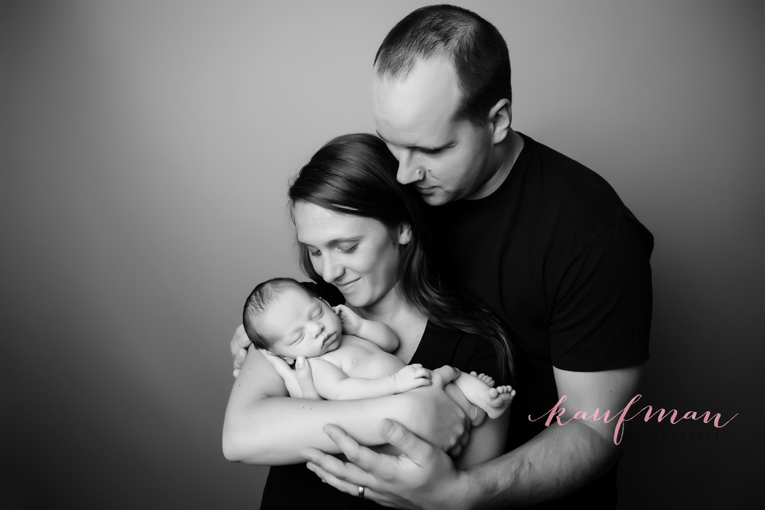Newborn family photo, Picture of a newborn, picture of a newborn baby girl, newborn photography, professional newborn photo, newborn photo session.