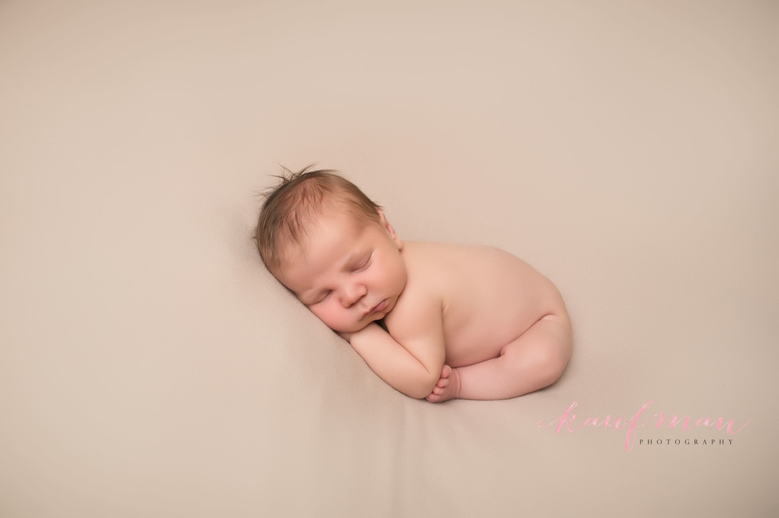 newborn baby, picture of newborn baby, newborn photo session